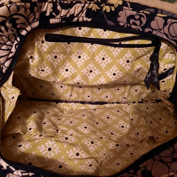 Vera Bradley purse - Picture 5 of 5